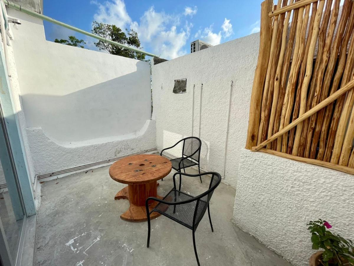 Mio Tulum Hotel Boutique Εξωτερικό φωτογραφία A small balcony