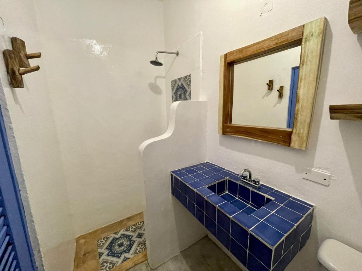 Mio Tulum Hotel Boutique Εξωτερικό φωτογραφία Bathroom in a house in Tulum, Mexico
